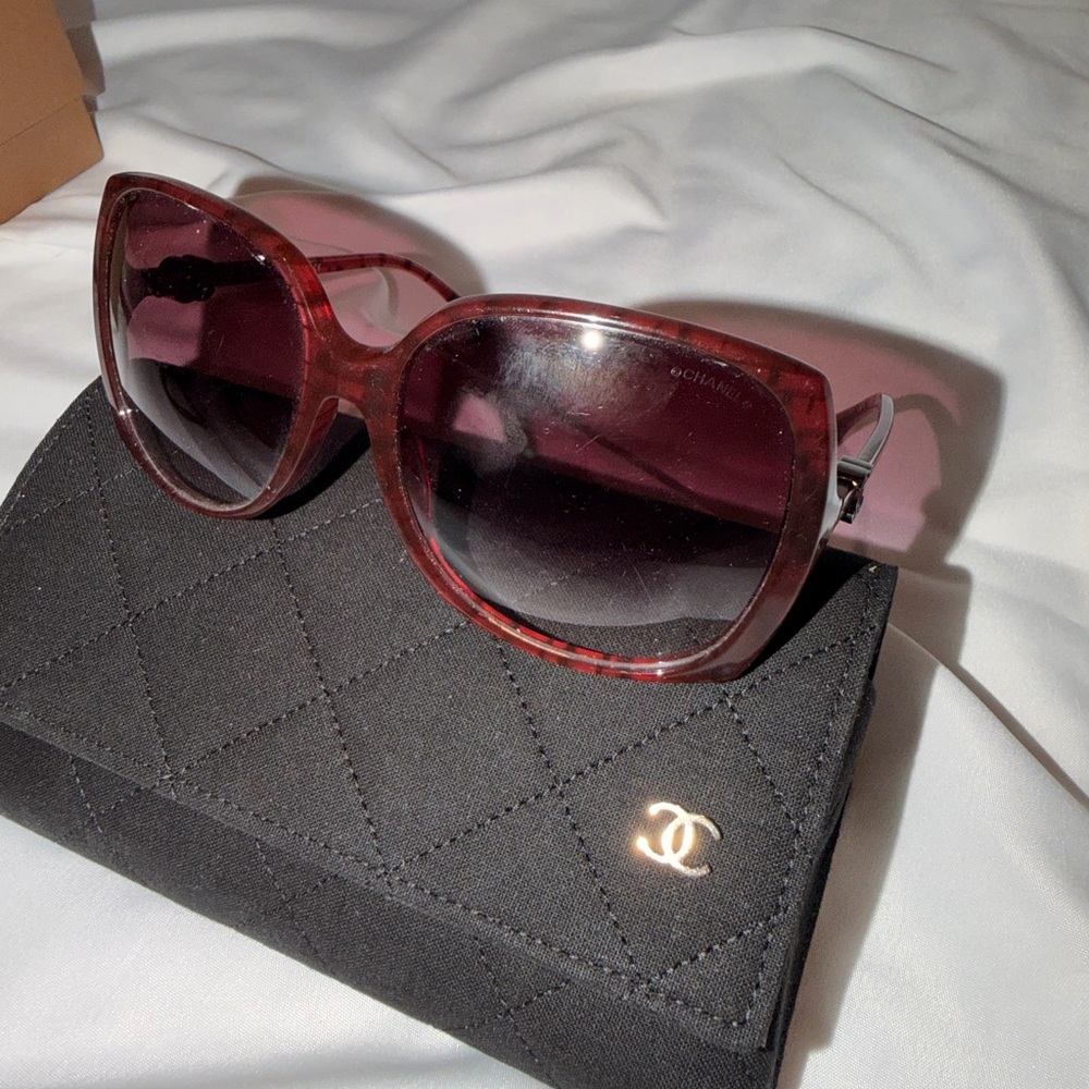 CHANEL Burgundy Sunglasses with Black Quilted Case